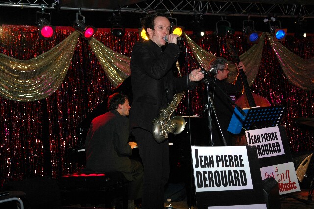 min 2007 11 10 fous swing 109